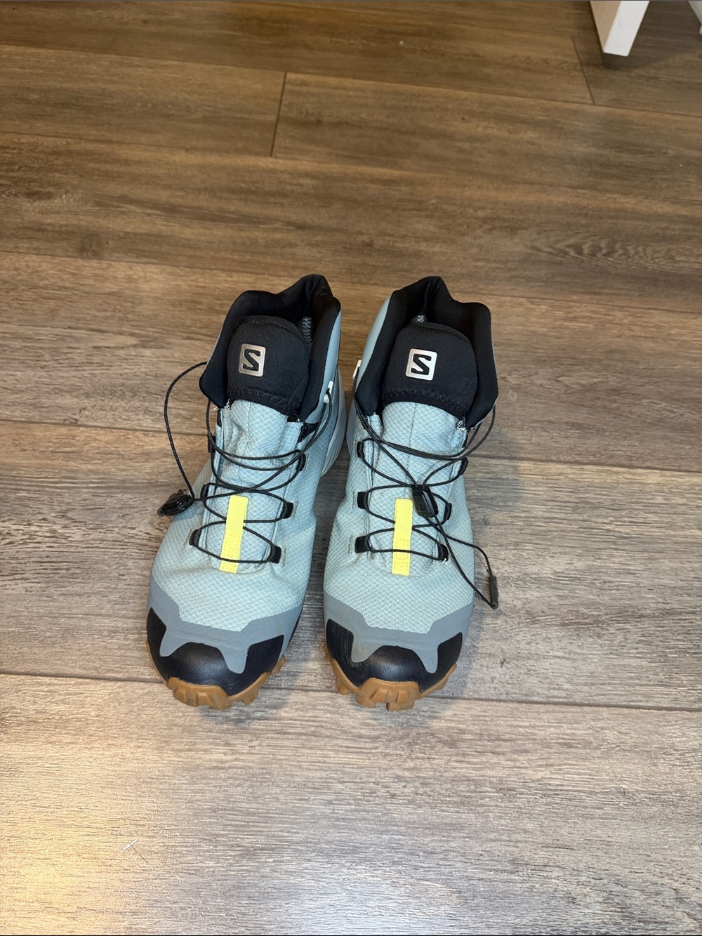 Salomon Cross Hike Mid GTX Hiking Boots Women's Size 8 / EUR 40